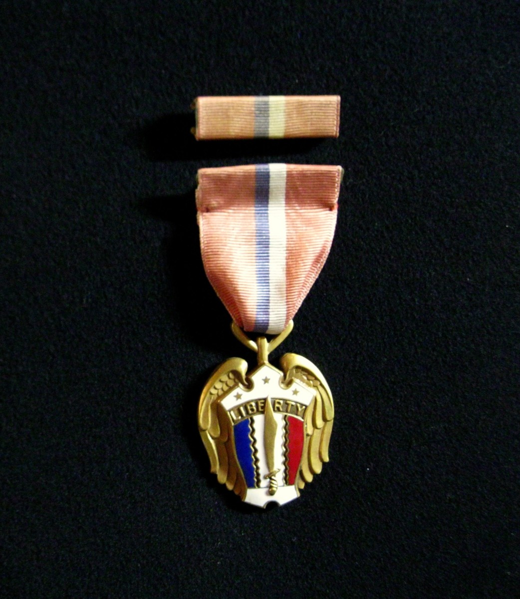 US Philippine Liberation Medal Lapel Pin Ribbon als Miniatur